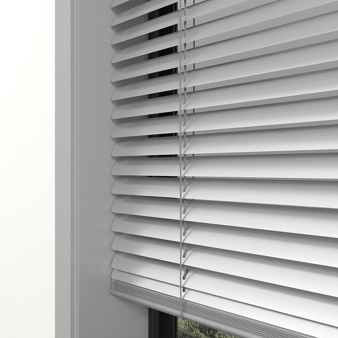 16 MM Parlak Gümüş Alüminyum Jaluzi