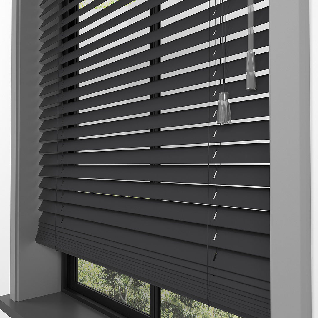 25 MM BASSWOOD Antrasit Ahşap Jaluzi