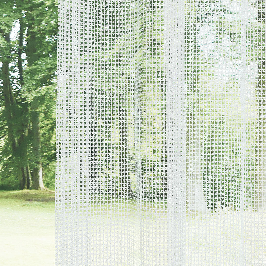 Beyaz Örme Dosya Kare Zemin Düz Tül Perde | Inessa