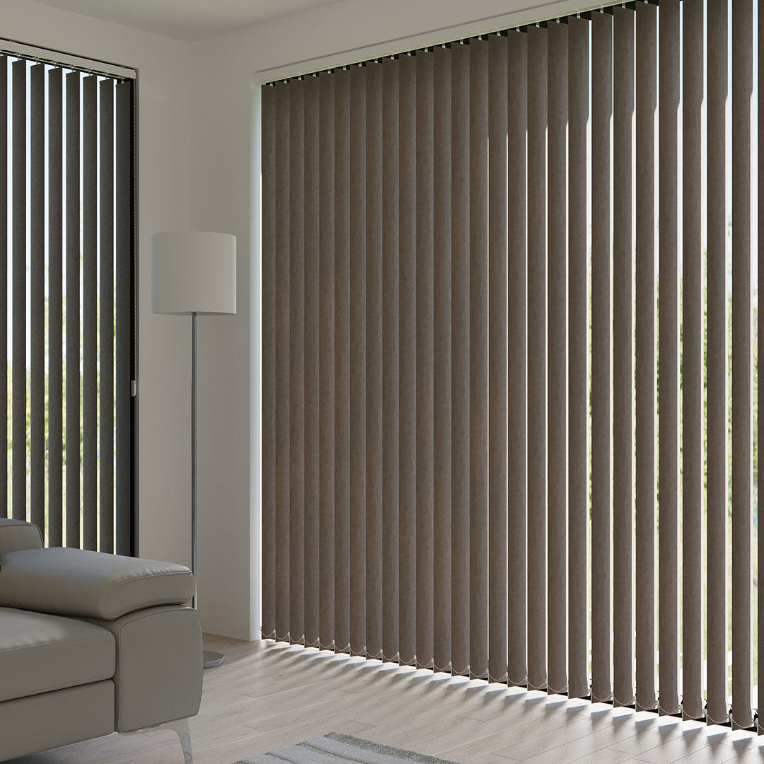 Koyu Renkli Blackout Kumaş Dikey Perde | Serafina