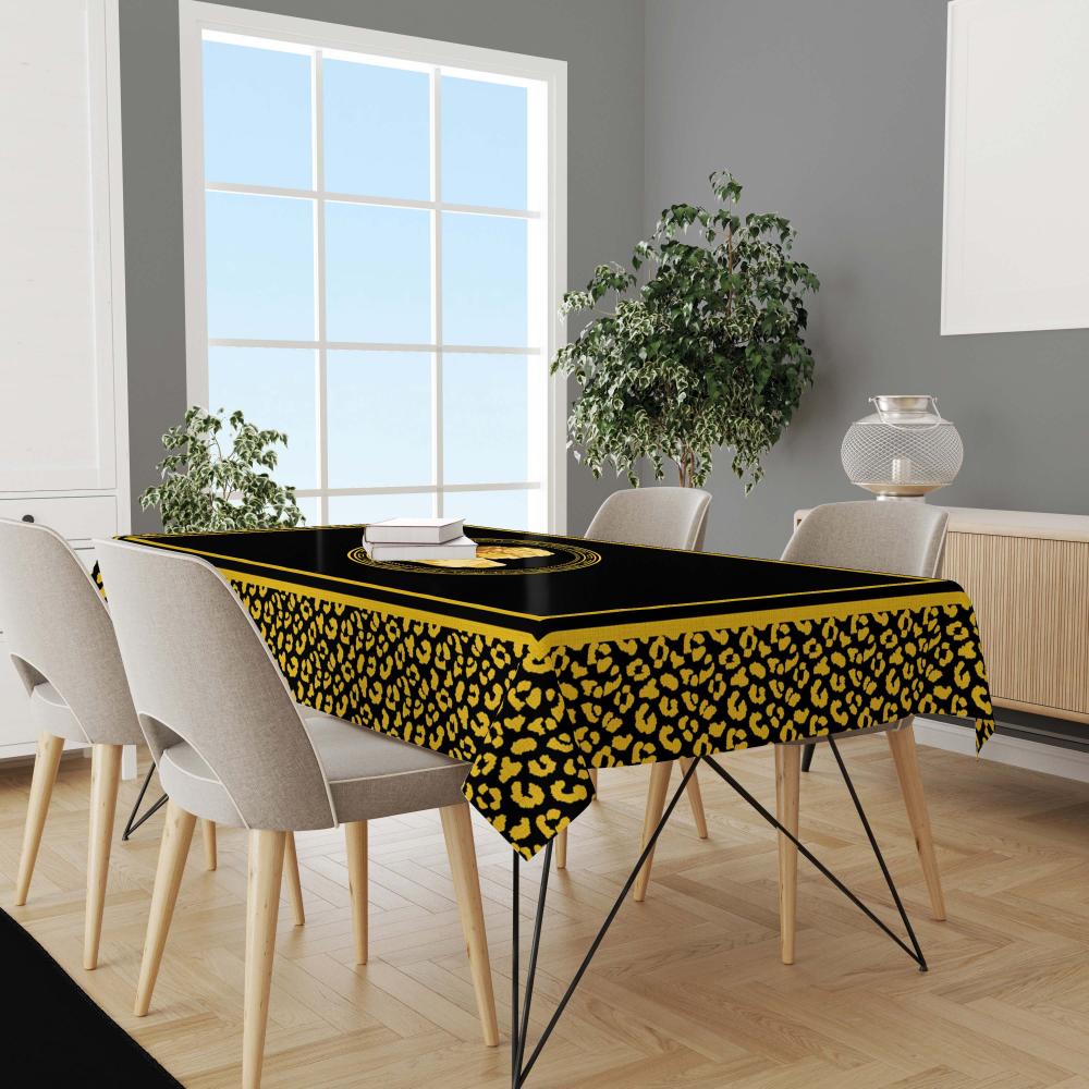 Siyah Büst Detaylı Masa Örtüsü 160x220cm