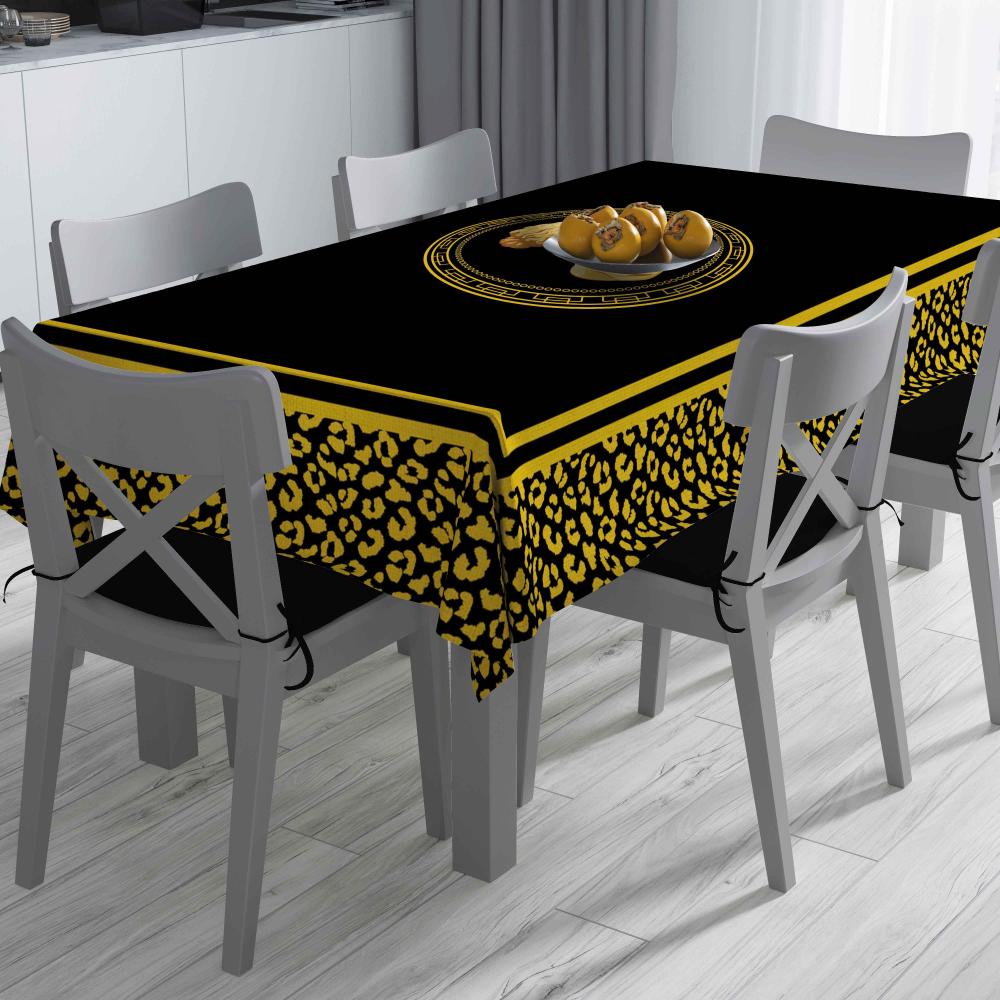 Siyah Büst Detaylı Masa Örtüsü 160x220cm