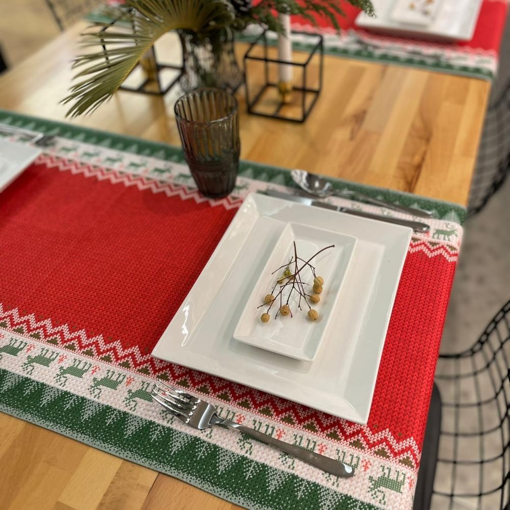 İtalyan Geyiği Yolluk Örtüsü - 140x45CM